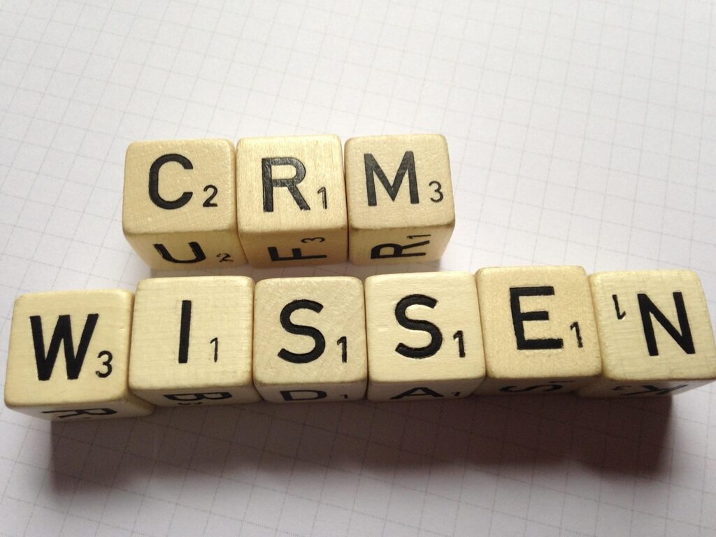 ChatGPTを活用したマーケティングにおけるCRM連携の方法は？