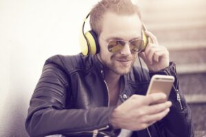 ChatGPTを活用したマーケティング資料のダウンロード方法は？