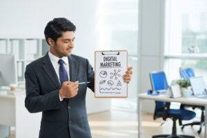 デジタルマーケティングの口コミは本当に参考になる？