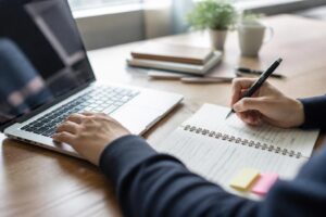 ChatGPTを活用したSNSマーケティングに最適な有料ツールは？